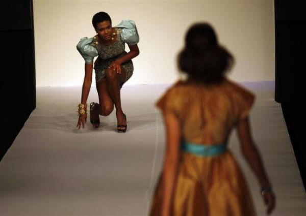 Embarrassing Shots of Models Falling