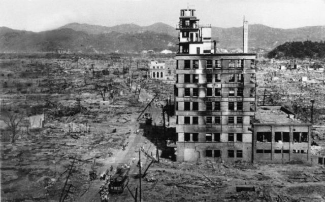 Frightening Hiroshima and Nagasaki Atomic Bomb Pictures