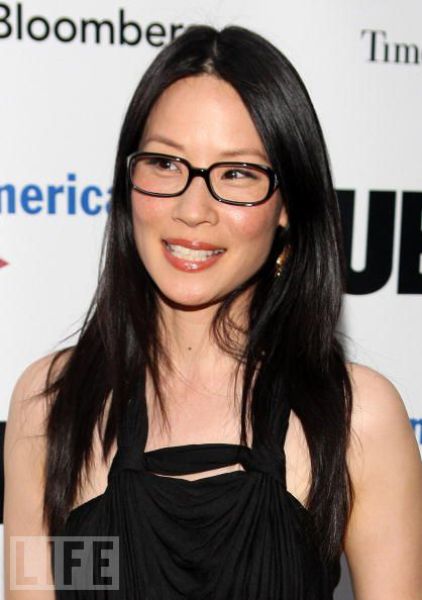 Hot Celebrities Wearing Glasses