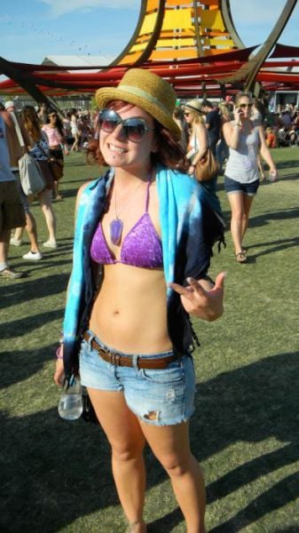 Coachella Music Festival: Half Naked Hot Young White Chicks Dancing
