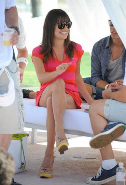 Coachella Music Festival: Half Naked Hot Young White Chicks Dancing