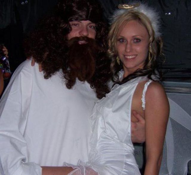Jesus Partying With Super Hot Babes
