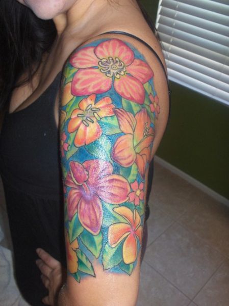 Hot Chicks With Sleeve Tattoos