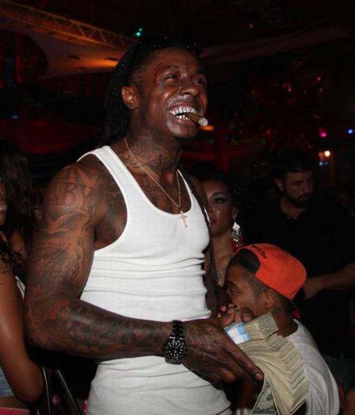 Lil Wayne and Drake Make It Rain $250k at Strip Club