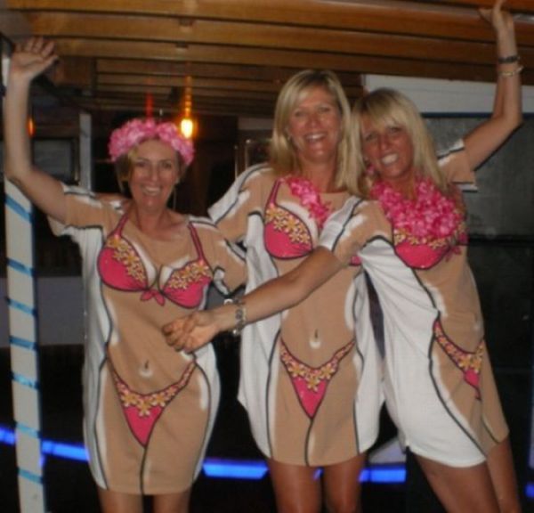 T-Shirts That Look Like a Bikini