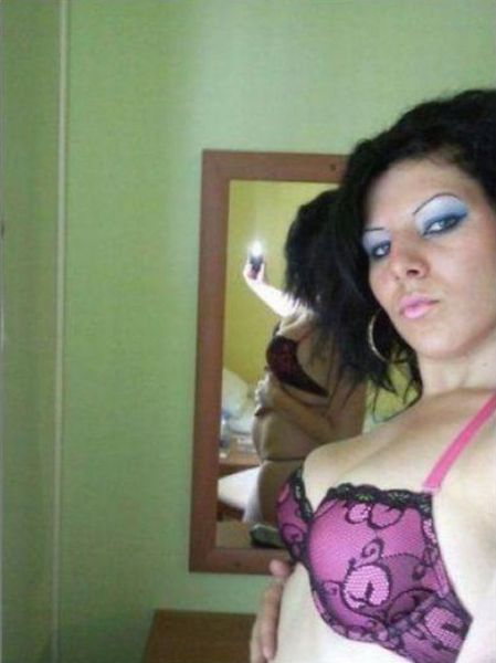 Girl Self Portraits That Fail