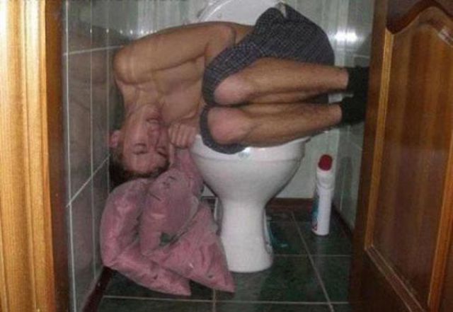 Hilarious Drunk Off Their Ass Photos