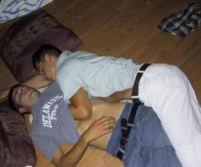 Hilarious Drunk Off Their Ass Photos