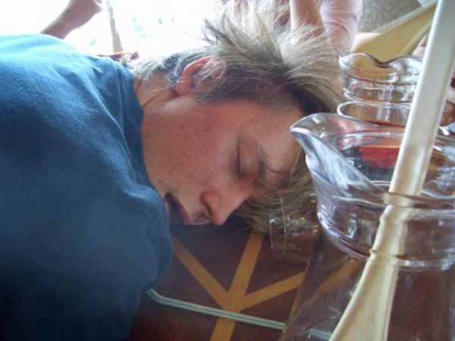 Hilarious Drunk Off Their Ass Photos