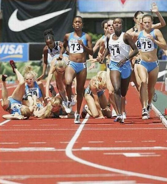 It’s Funny When Blondes Fail