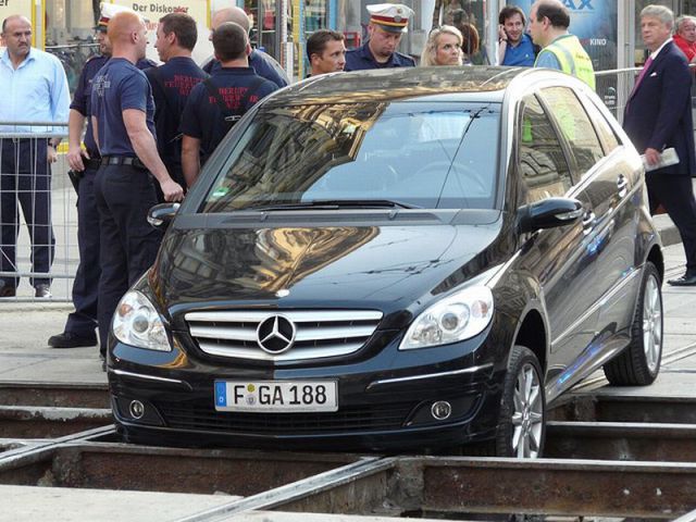 It’s Funny When Blondes Fail