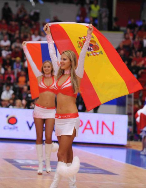 Ukrainian Banned Cheerleaders Are Back