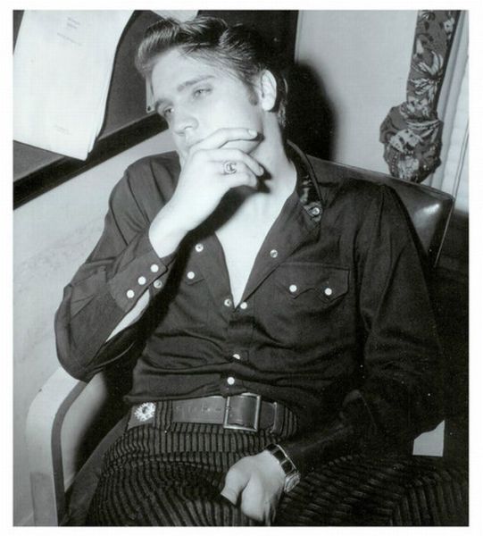 Rare Photographs of Celebrities. Part 17