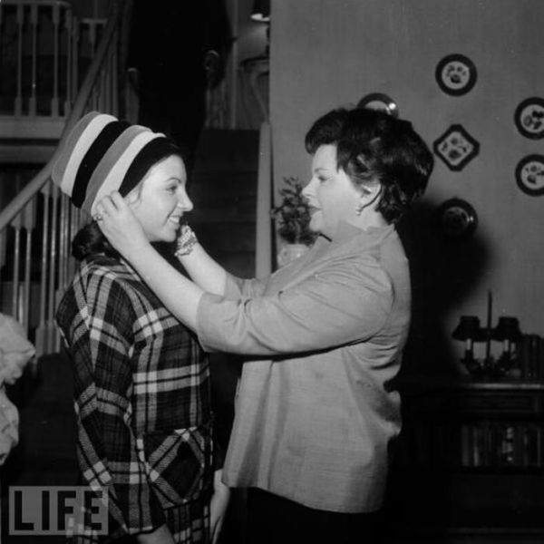 Rare Photographs of Celebrities. Part 18