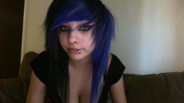 Cute Emo Girls