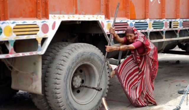 Only in India. Part 3