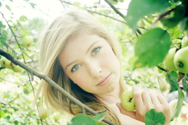 There Are Beautiful Girls Here. Part 2