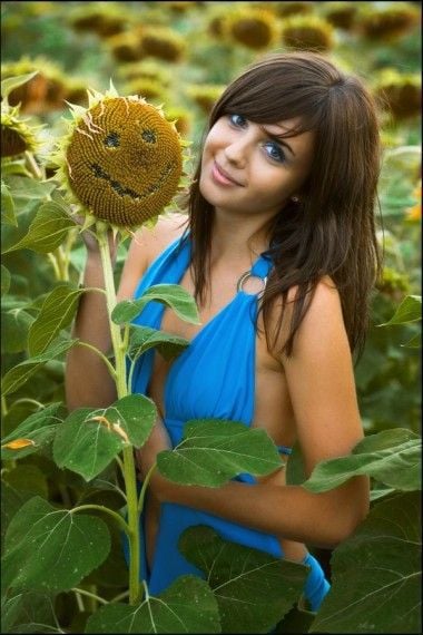 There Are Beautiful Girls Here: Part 3