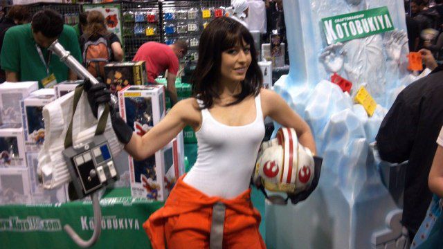 Supreme Cosplay Pics from the WonderCon 2012