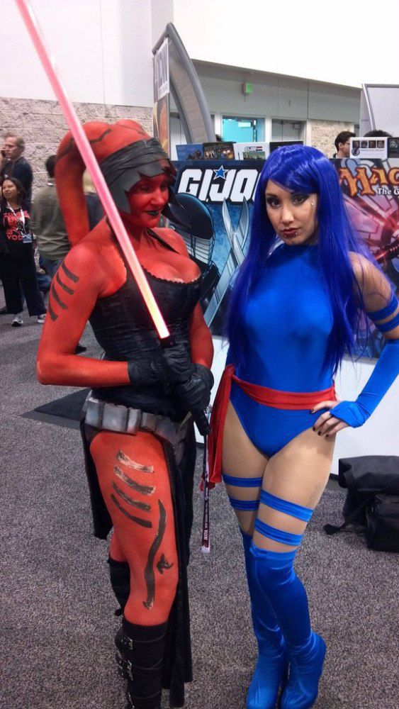 Supreme Cosplay Pics from the WonderCon 2012