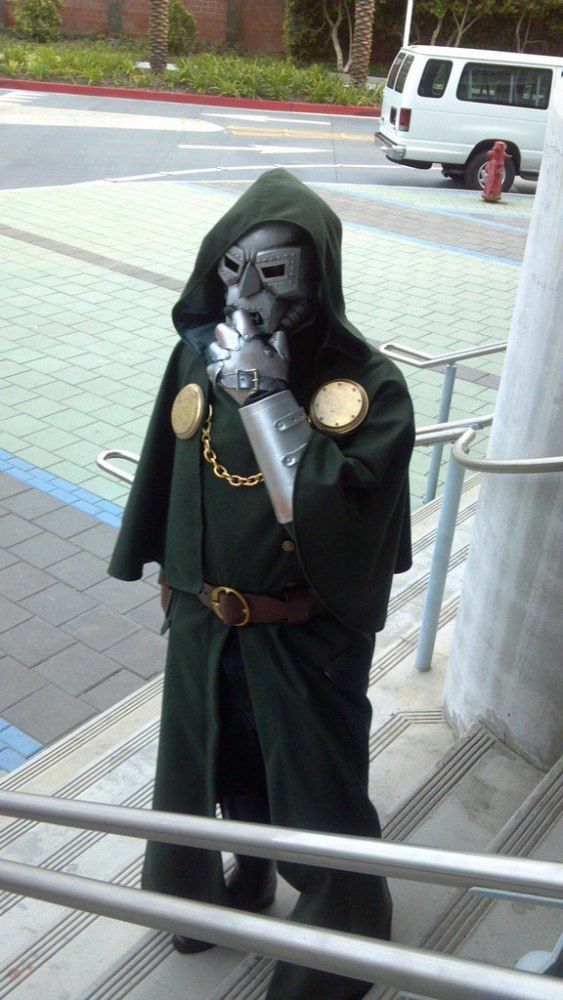 Supreme Cosplay Pics from the WonderCon 2012