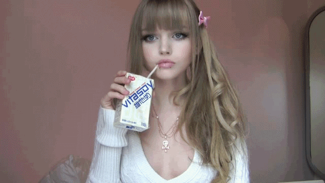 Barbie Girl Dakota Rose is Back