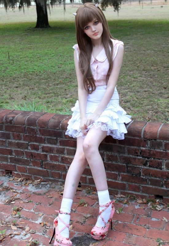 Barbie Girl Dakota Rose is Back