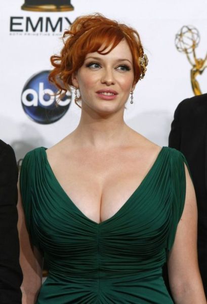 Christina Hendricks’ Mesmerizing Cleavage