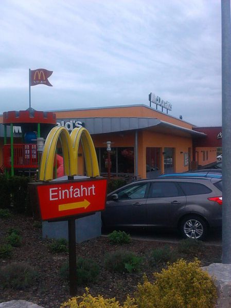 daily picdump 93 pics 33.html - 93 HD Photos | Premium Gallery 2012