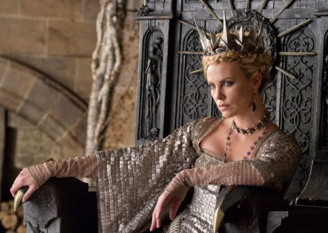 Maxim’s Sizzling Hot 100 Girls