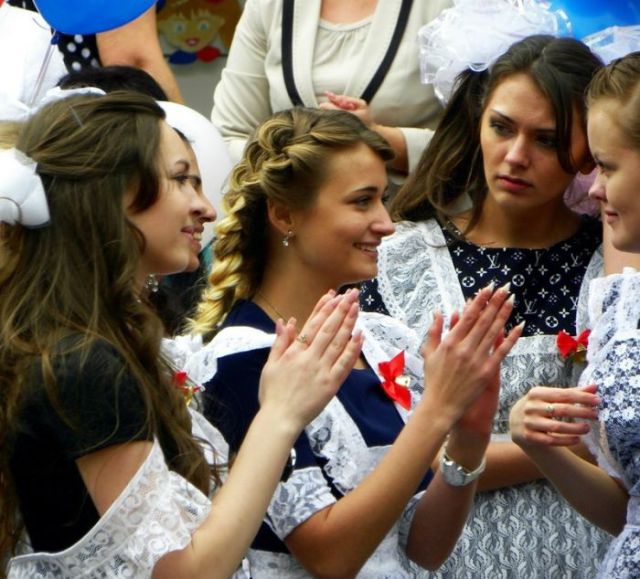 the cutest 2012 russian graduates 106 pics 10.html - 106 HD Photos | Premium Gallery 2012