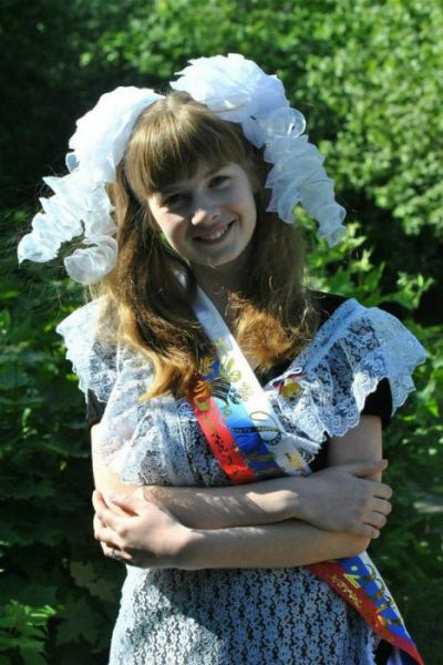 the cutest 2012 russian graduates 106 pics 10.html - 106 HD Photos | Premium Gallery 2012