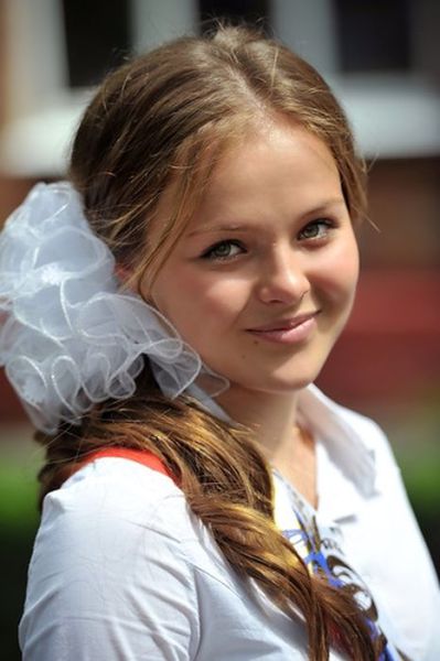 the cutest 2012 russian graduates 106 pics 10.html - 106 HD Photos | Premium Gallery 2012