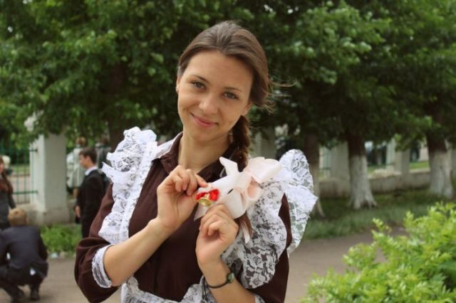 the cutest 2012 russian graduates 106 pics 10.html - 106 HD Photos | Premium Gallery 2012