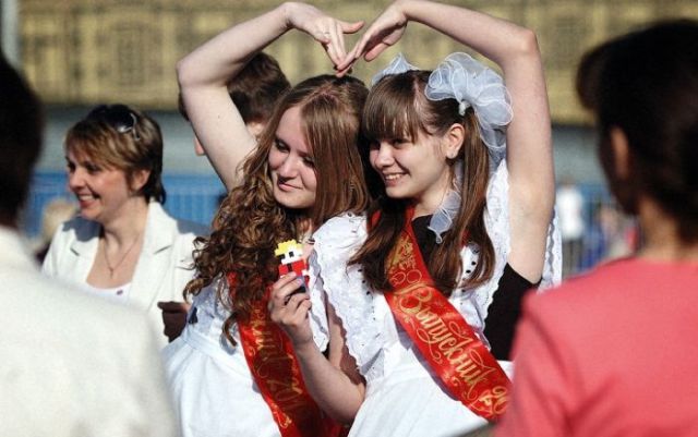 the cutest 2012 russian graduates 106 pics 10.html - 106 HD Photos | Premium Gallery 2012
