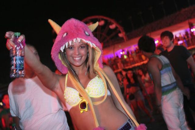 Cute Chicks from the Electric Daisy Carnival