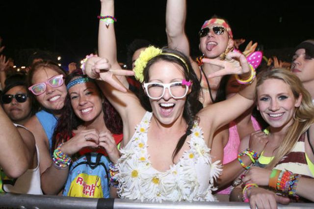 Cute Chicks from the Electric Daisy Carnival