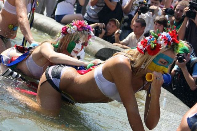 Euro 2012’s Gorgeous Female Fans. Part 2