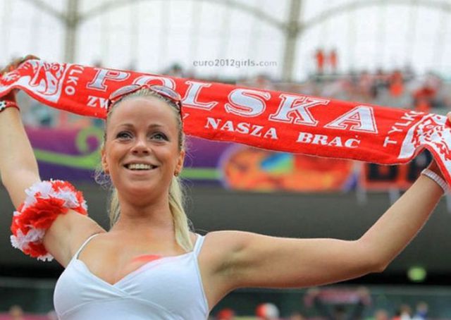 Euro 2012’s Gorgeous Female Fans. Part 2