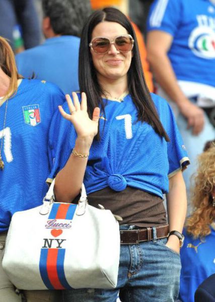Euro 2012’s Gorgeous Female Fans. Part 2