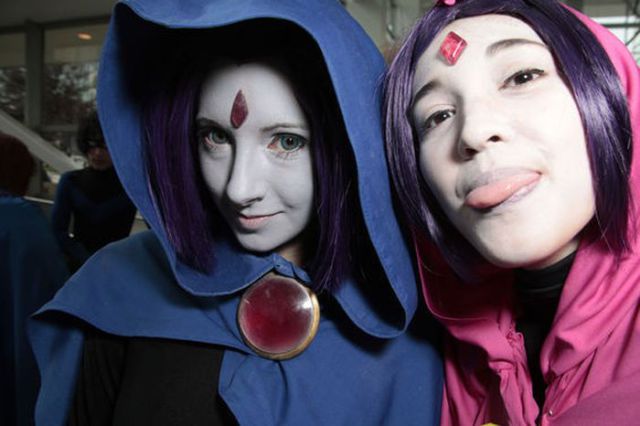 Cosplayer Chicks of Denver Comic Con