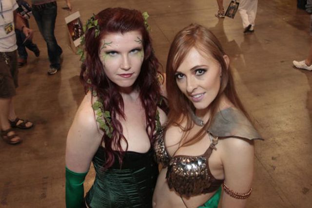 Cosplayer Chicks of Denver Comic Con