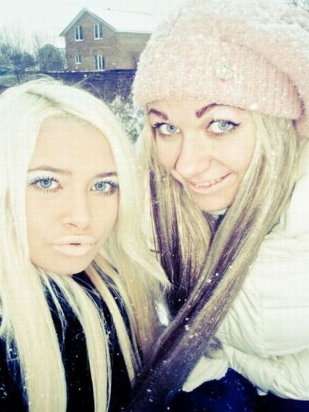 “Glamorous” Russian Social Network Girls