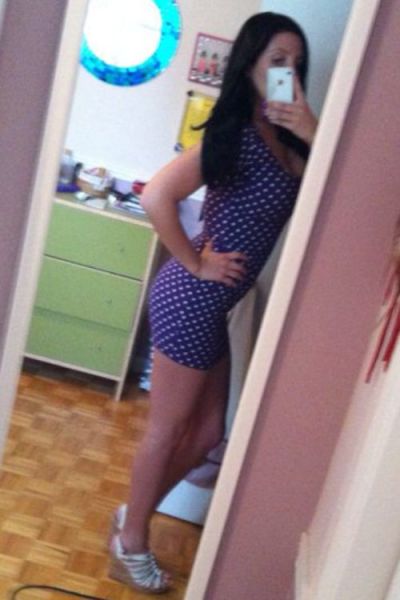 Skintight Dresses On Tight Bodies