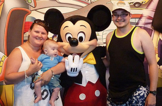 British Girl Loses Weight After Humiliating Disneyland Trip