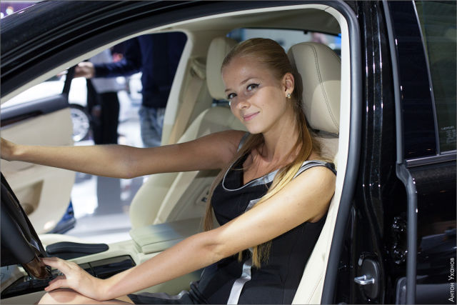 Girls of Moscow Car Show