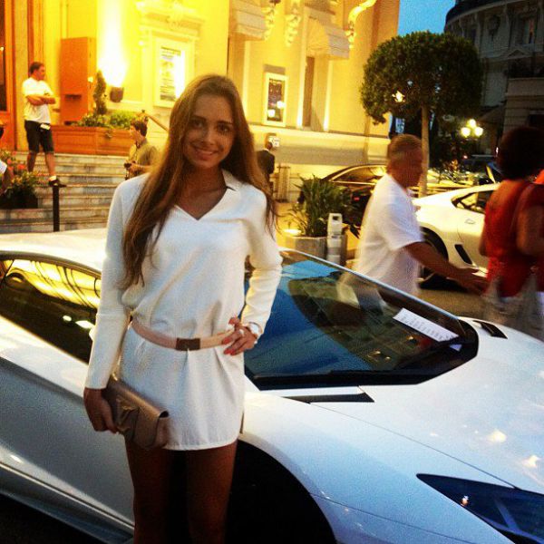 Russian Girls from National Rhythmic Gymnastics Team Relax in Sardinia