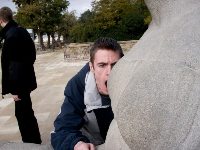 WTF Statue Pawing Pics