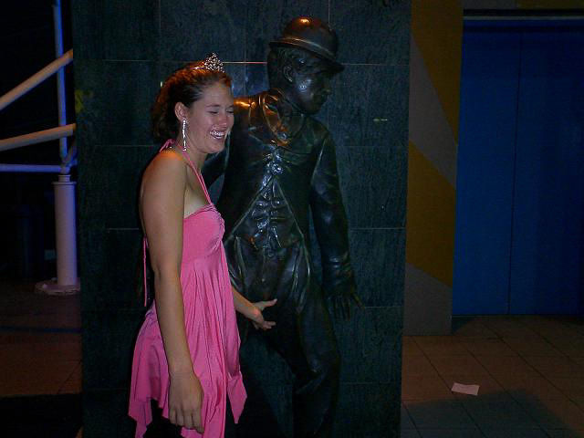 WTF Statue Pawing Pics