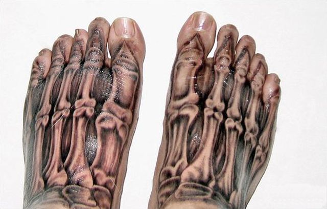 Creepily Realistic Tattoos